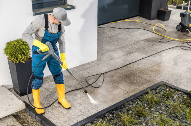 Why Choose Our Certified Pressure Washing Experts for Your Project Needs in Worth, IL?